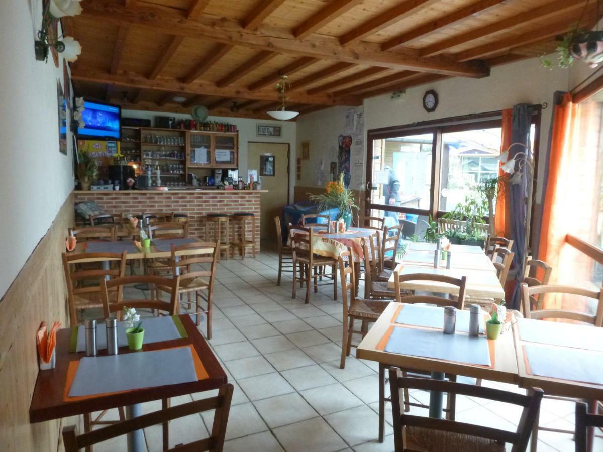 苹果三个国家露营酒店 Licques 外观 照片